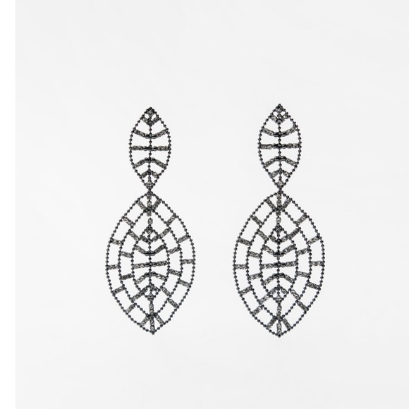 Zara Jewelry - JEWEL LEAF EARRINGS ANTHRACITE GREY